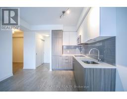 510 - 223 St Clair Avenue W, Toronto, ON M4V1R3 Photo 6