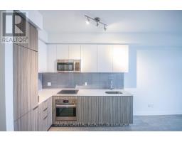 510 - 223 St Clair Avenue W, Toronto, ON M4V1R3 Photo 7
