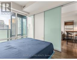 4004 - 8 The Esplanade, Toronto, ON M5E0A6 Photo 16