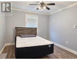 229 Marine Drive thumbnail 32