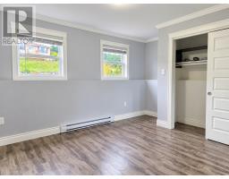 229 Marine Drive thumbnail 9