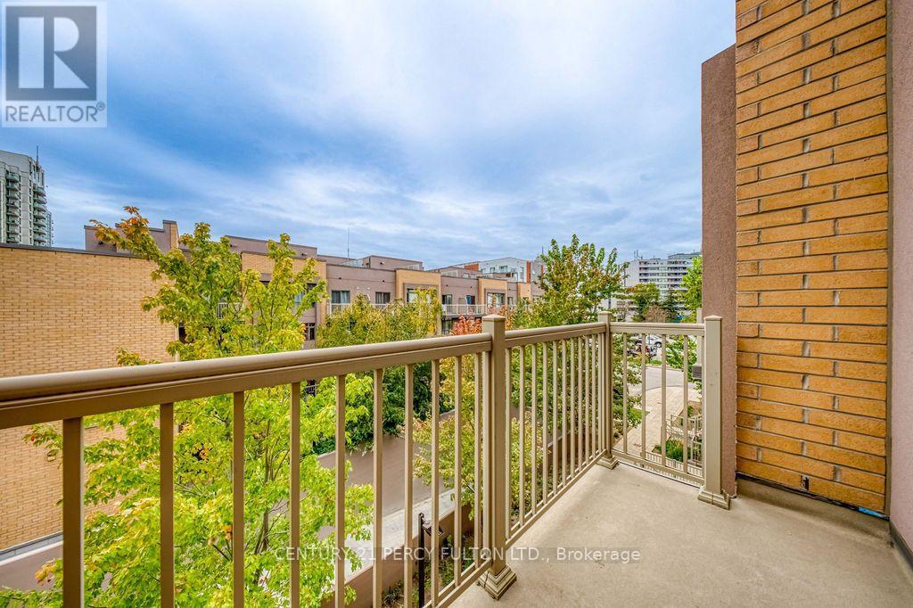 #304 90 ORCHID PLACE DRIVE - 27