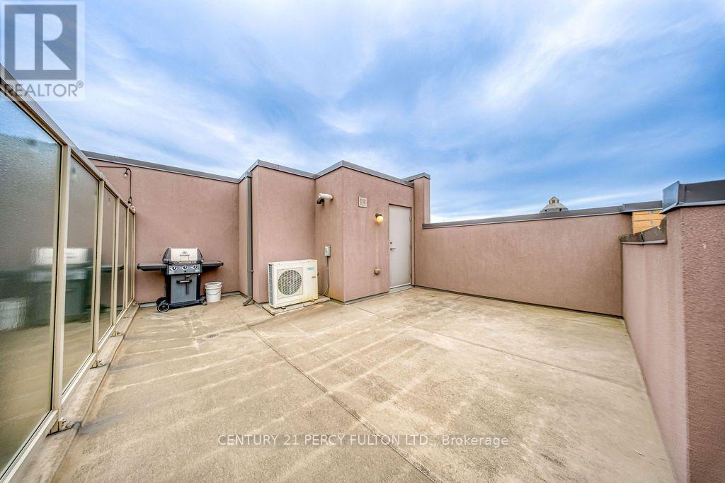 #304 90 ORCHID PLACE DRIVE - 29
