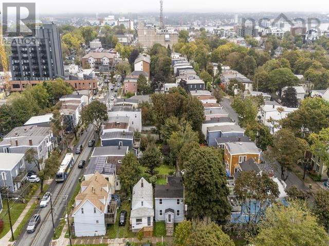 2455 Gladstone Street - Image 34