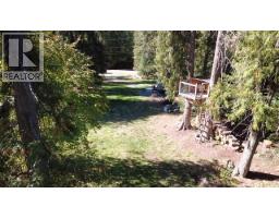 1962 Tambellini Road, Christina Lake, BC V0H1E2 Photo 10