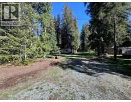 1962 Tambellini Road, Christina Lake, BC V0H1E2 Photo 12