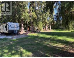 1962 Tambellini Road, Christina Lake, BC V0H1E2 Photo 11
