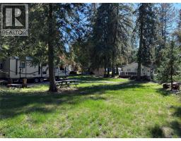 1962 Tambellini Road, Christina Lake, BC V0H1E2 Photo 6