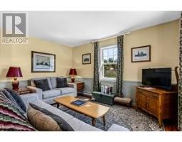 3 & 5 Marshall’s Hill thumbnail 30