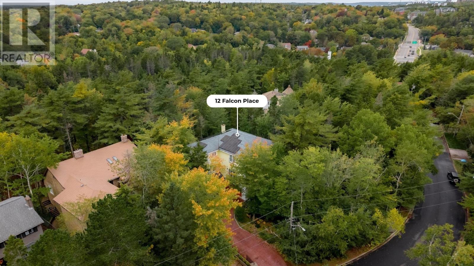 12 Falcon Place - 44