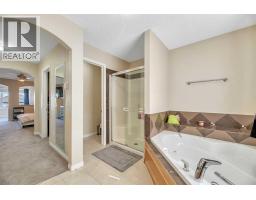 245 Springmere Way, Chestermere, AB T1X1P2 Photo 37