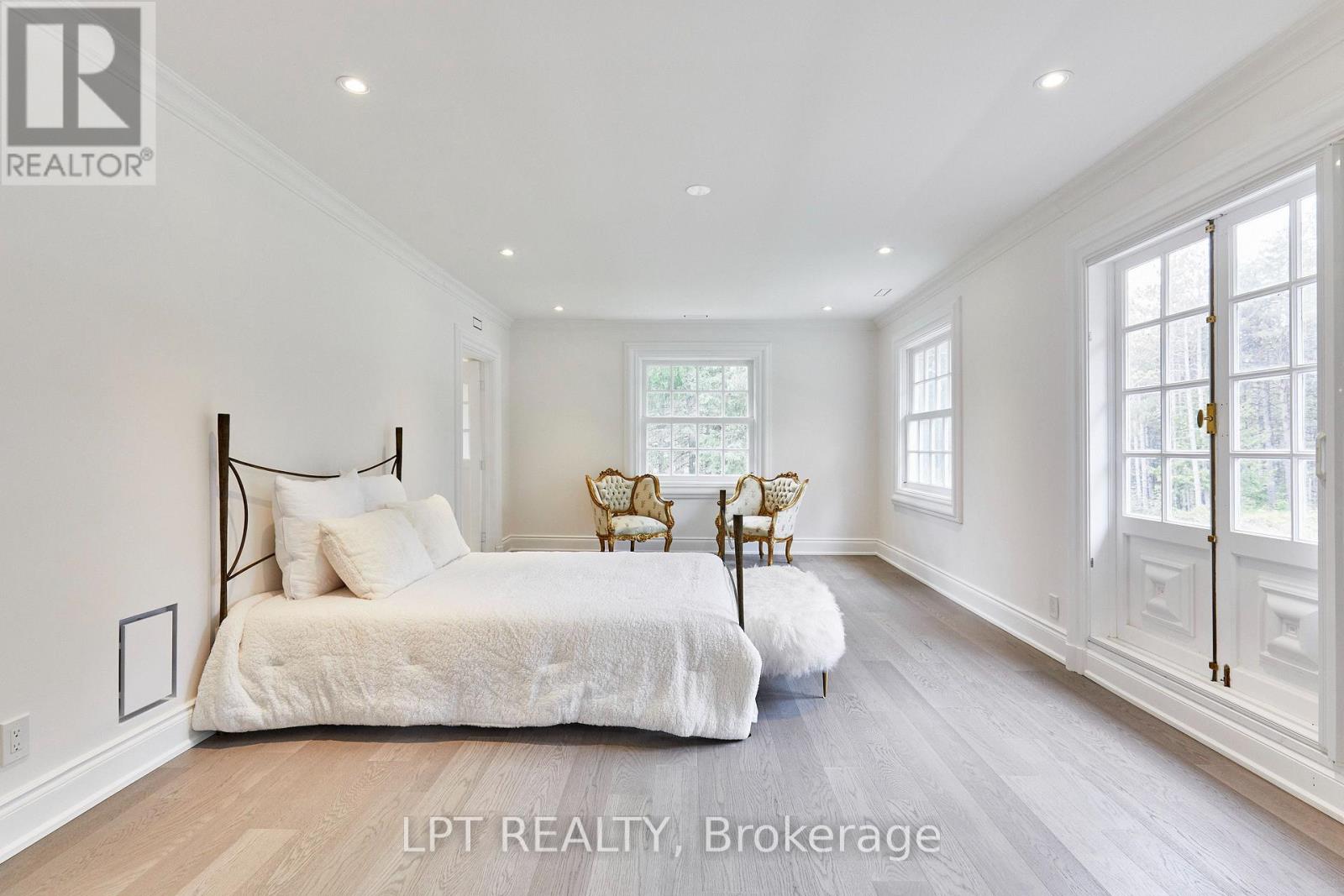 298 WEES ROAD - 28