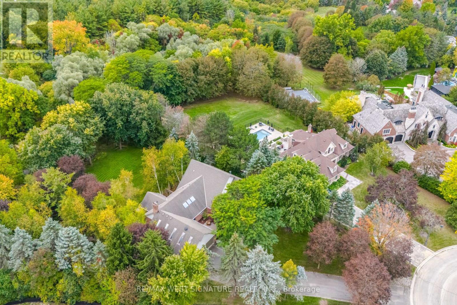 Photo of 42 HEDGEROW COURT