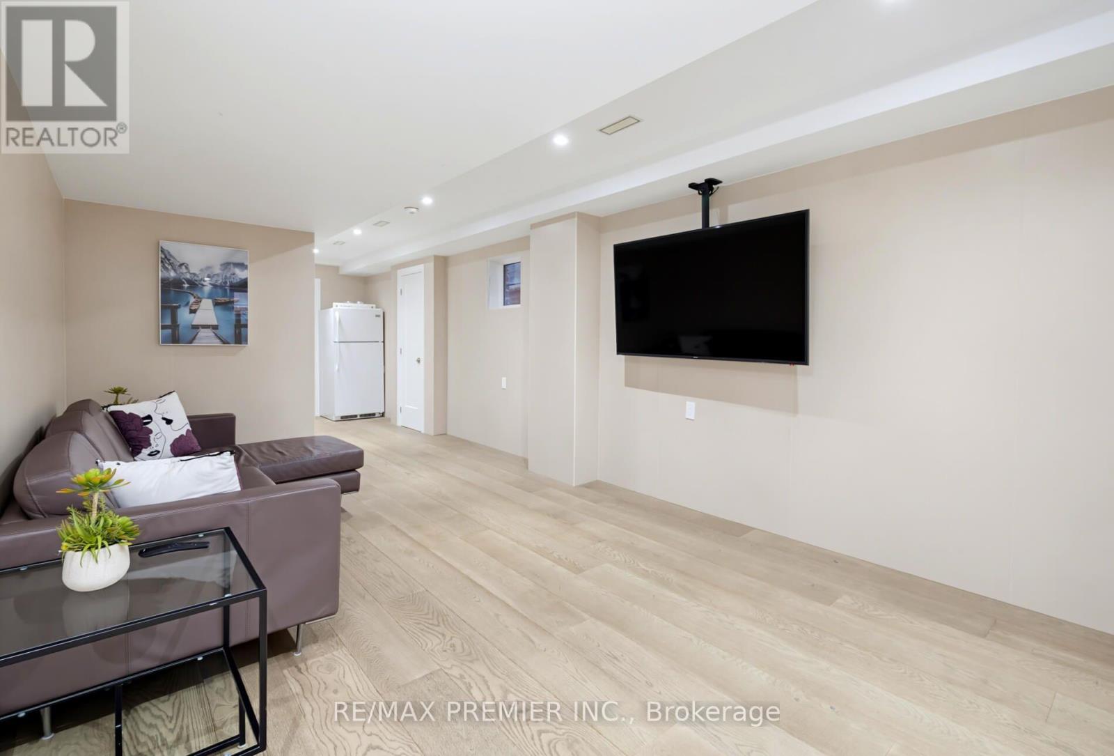 453 KLEINBURG SUMMIT WAY - 39