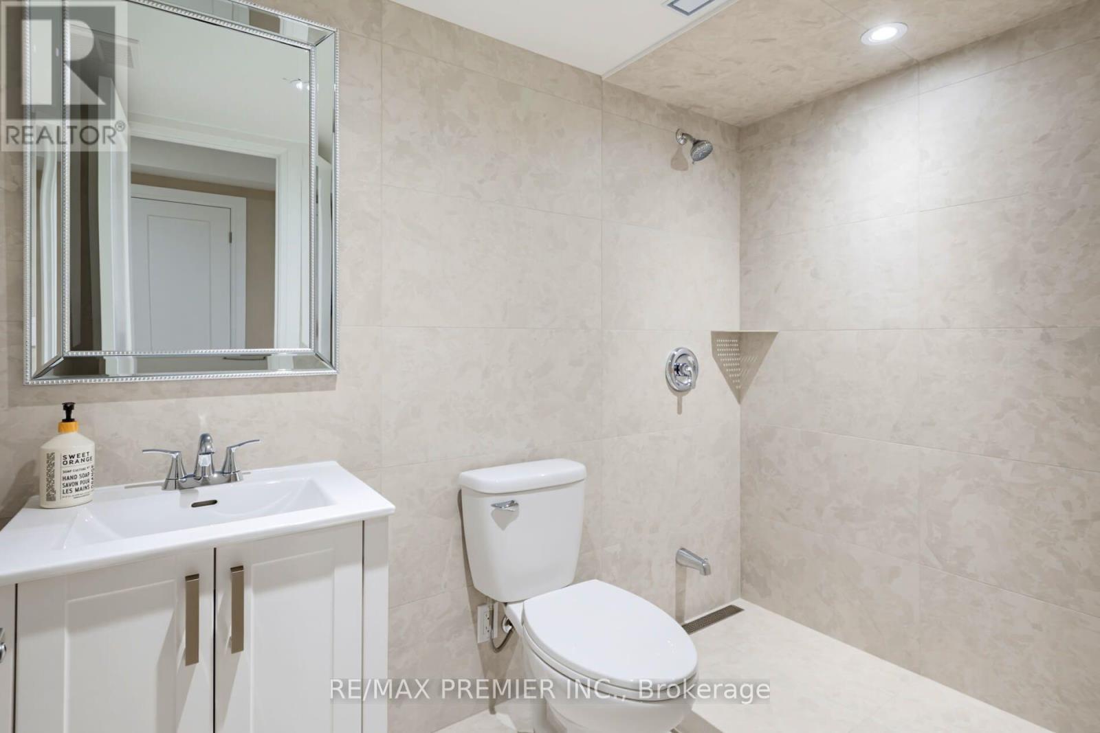 453 KLEINBURG SUMMIT WAY - 40