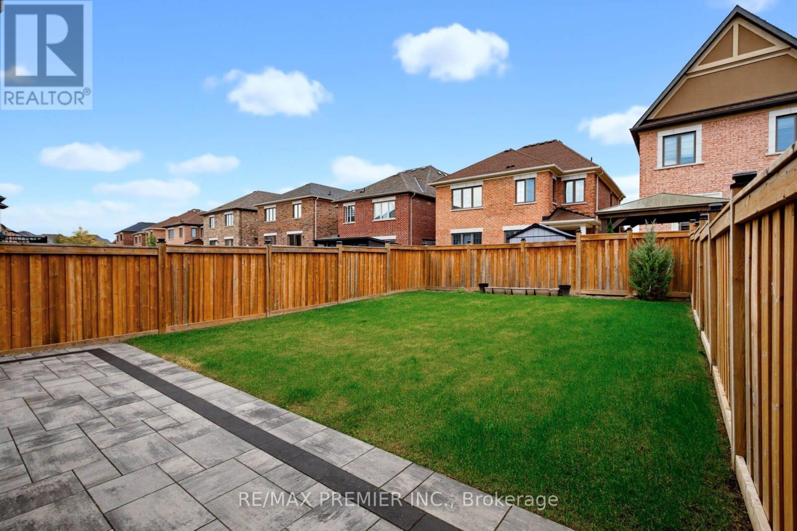 453 KLEINBURG SUMMIT WAY - 42