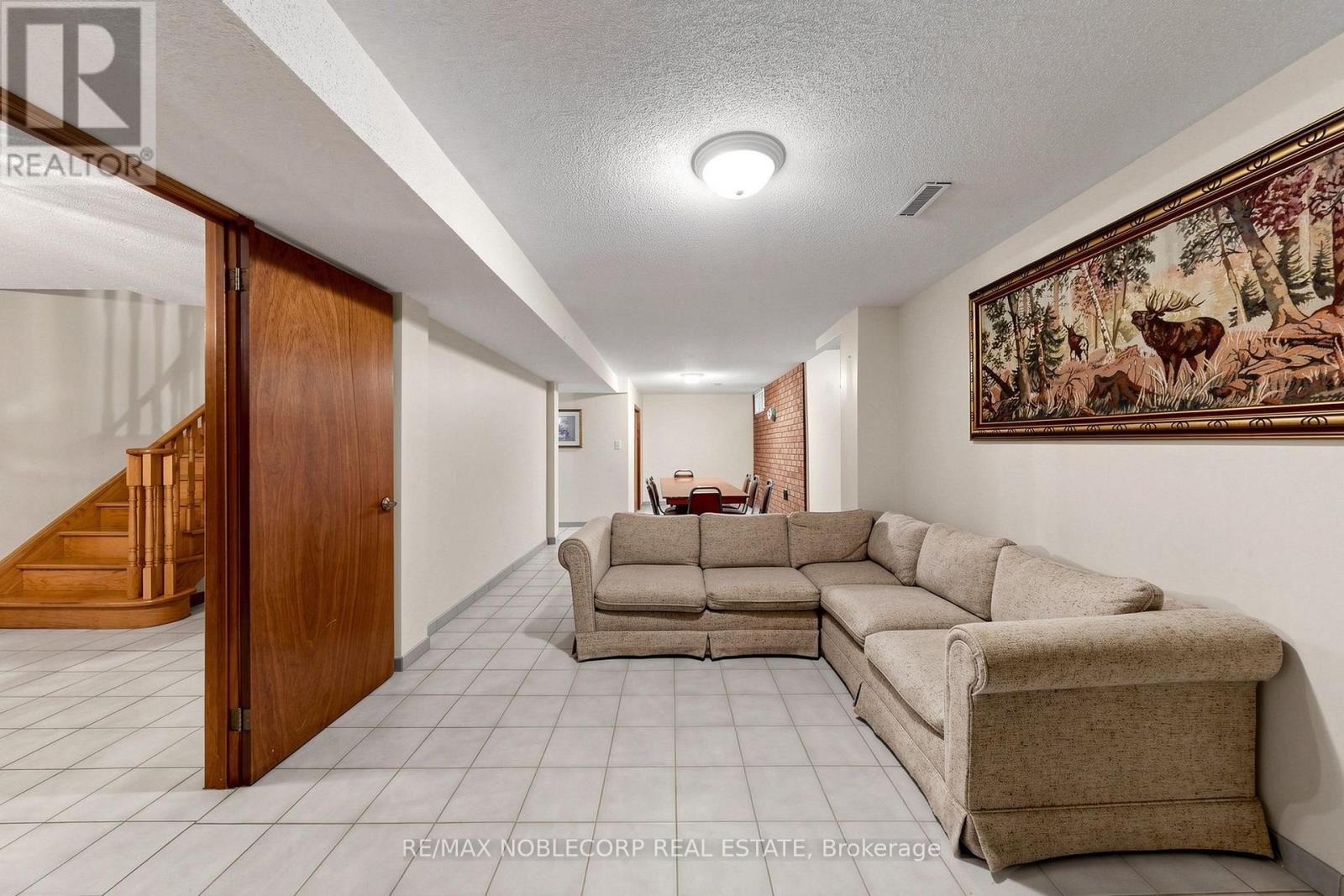 162 Venetian Crescent, Vaughan, ON photo 36
