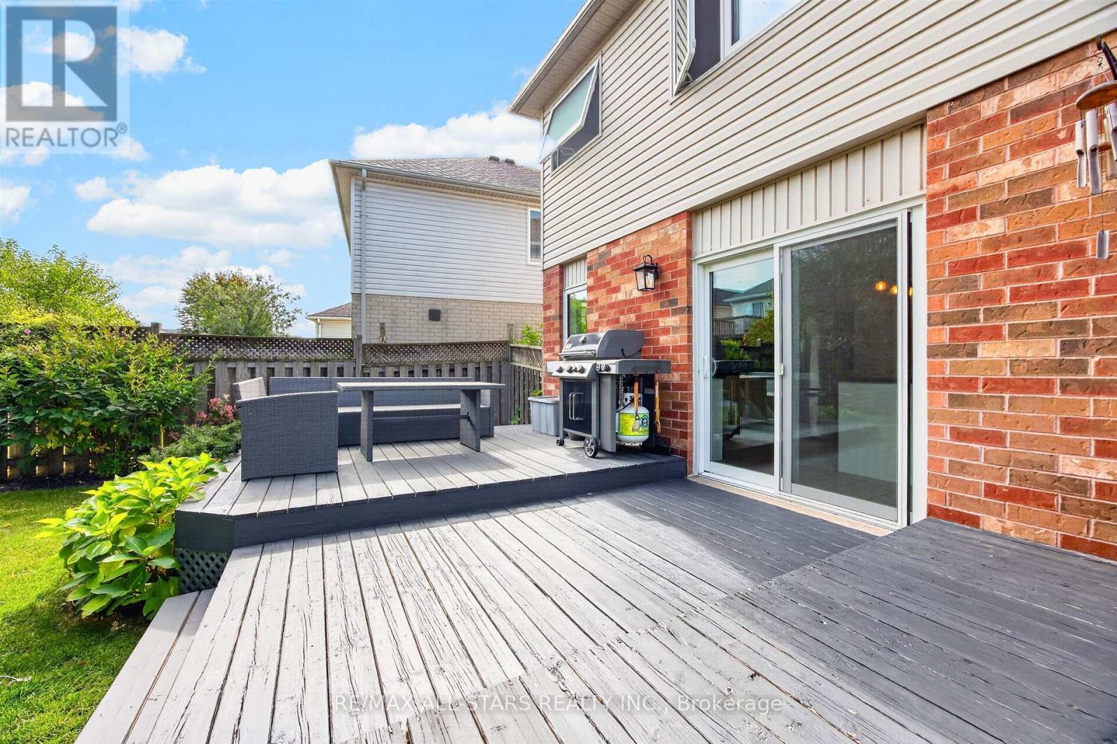 31 COUNTRY LANE - 45