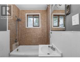 20 61st Street S, Wasaga Beach, ON L9Z1W1 Photo 9