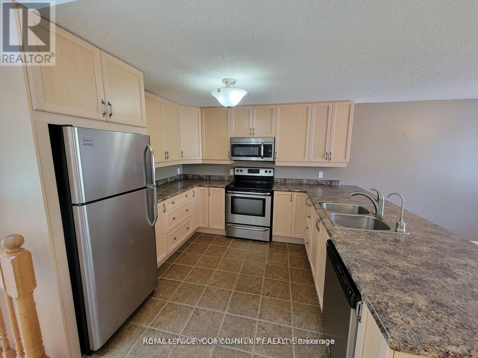 172 Churchland Drive, Barrie photo 6