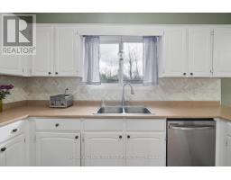 Bedroom 3 - 41 Laurentian Lane, Orillia, ON L3V7N8 Photo 12