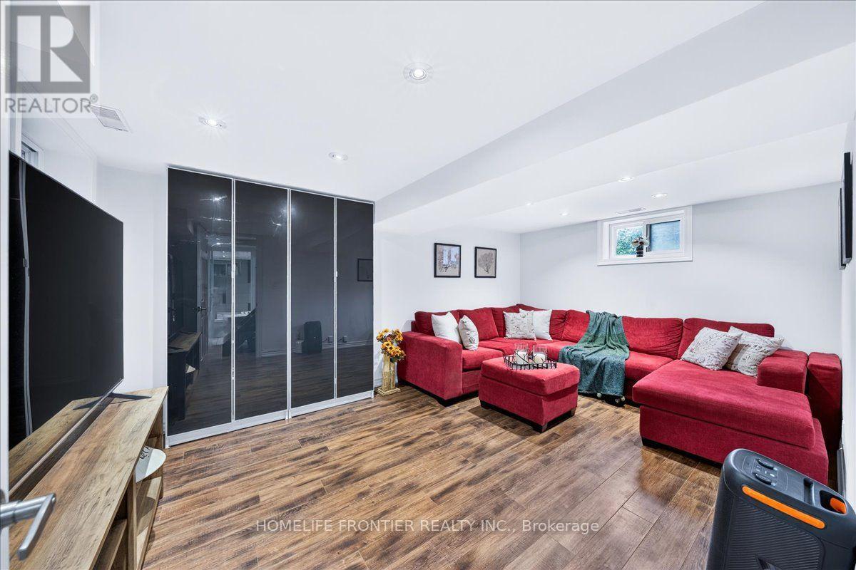 345 Windermere Avenue, Toronto, ON photo 30