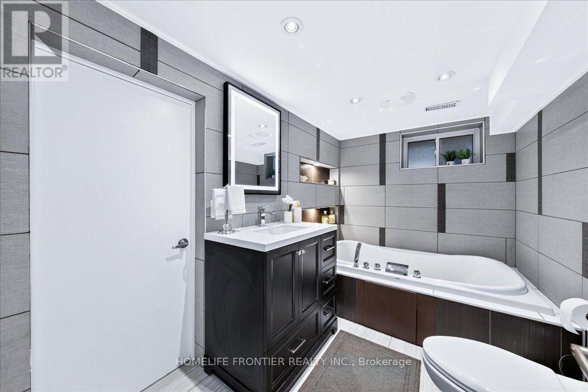 345 Windermere Avenue, Toronto, ON photo 34
