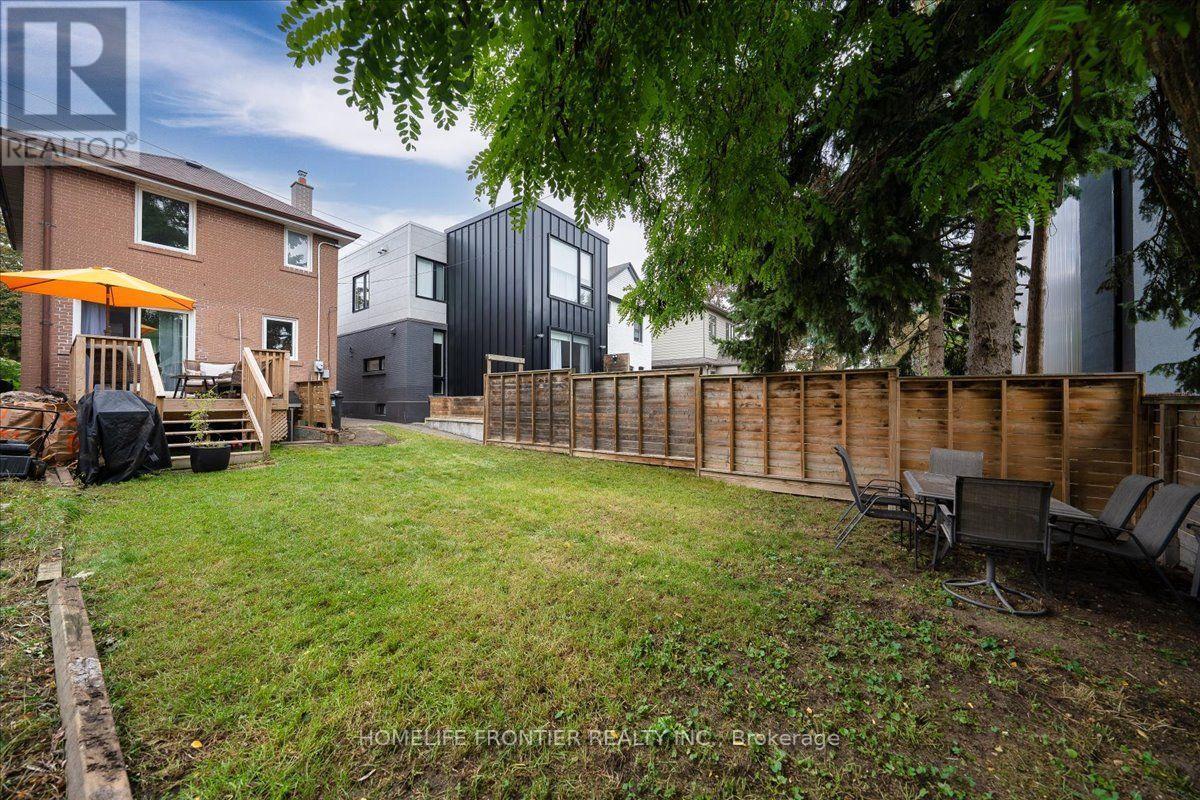 345 Windermere Avenue, Toronto, ON photo 40