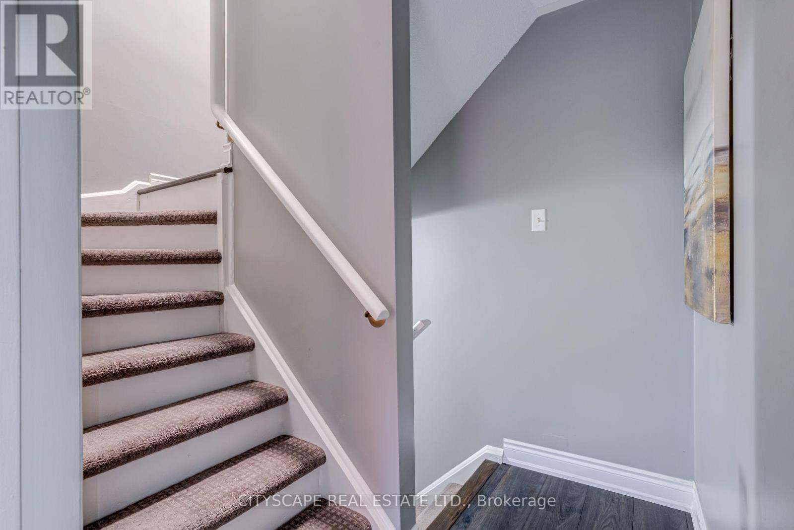 #69 45 WYLIE CIRCLE - 19