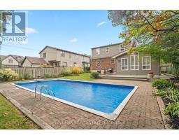 2107 Russett Road, Mississauga, ON L4Y1C2 Photo 40