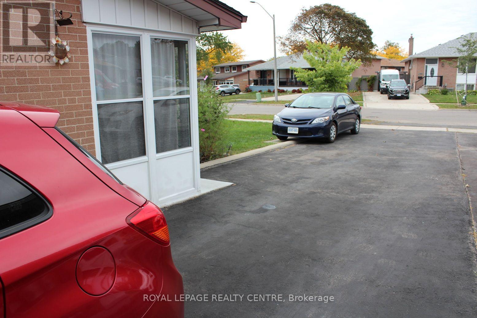 2385 PADSTOW CRESCENT - 3