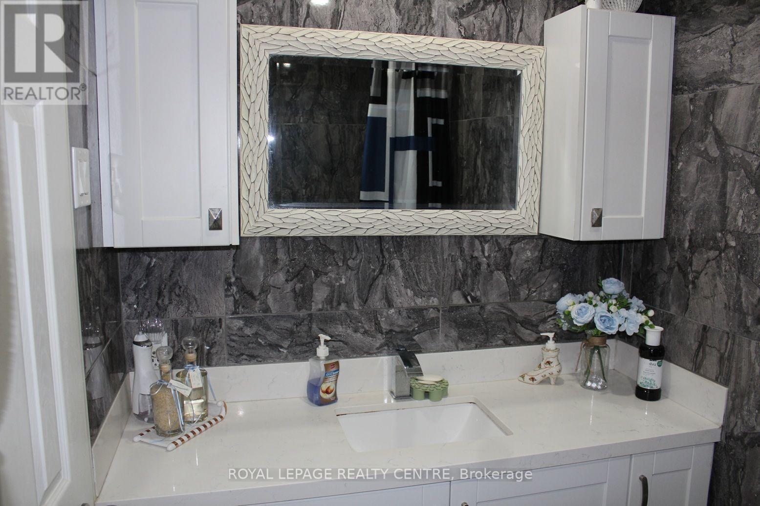 2385 PADSTOW CRESCENT - 9
