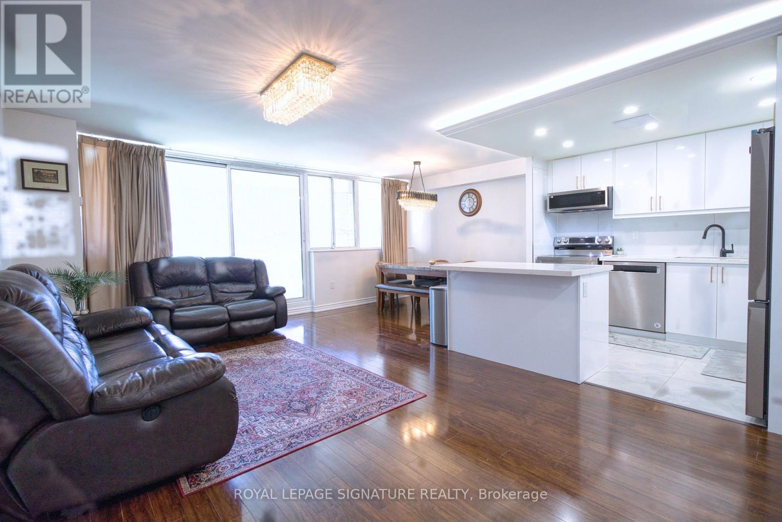503 - 3590 KANEFF CRESCENT, Mississauga (Mississauga Valleys) — photo 2