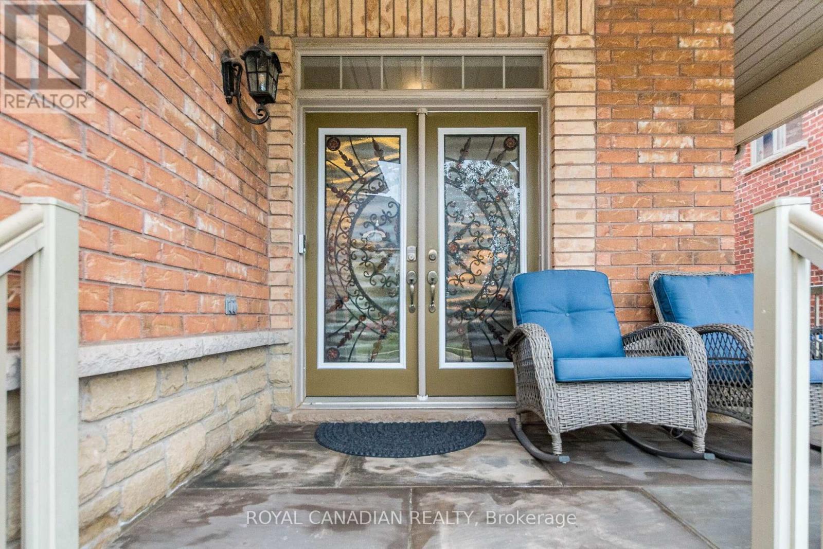 13 ISLAND GROVE, Brampton (Credit Valley) — photo 3