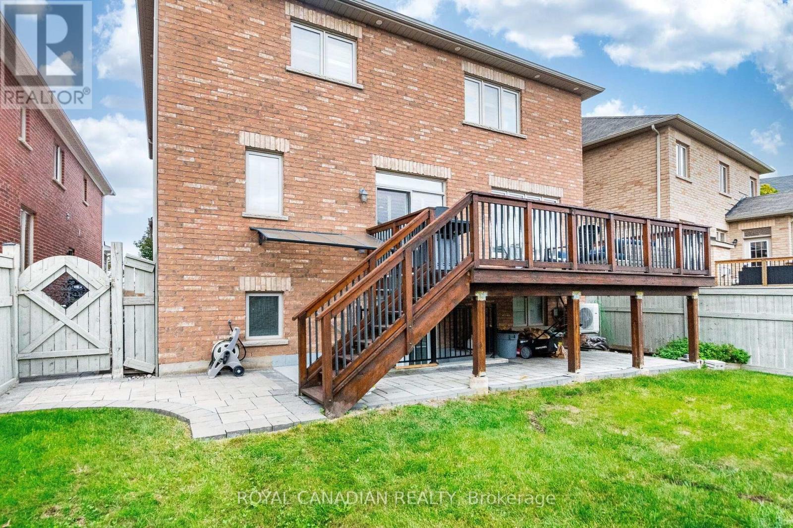 13 ISLAND GROVE - Image 46