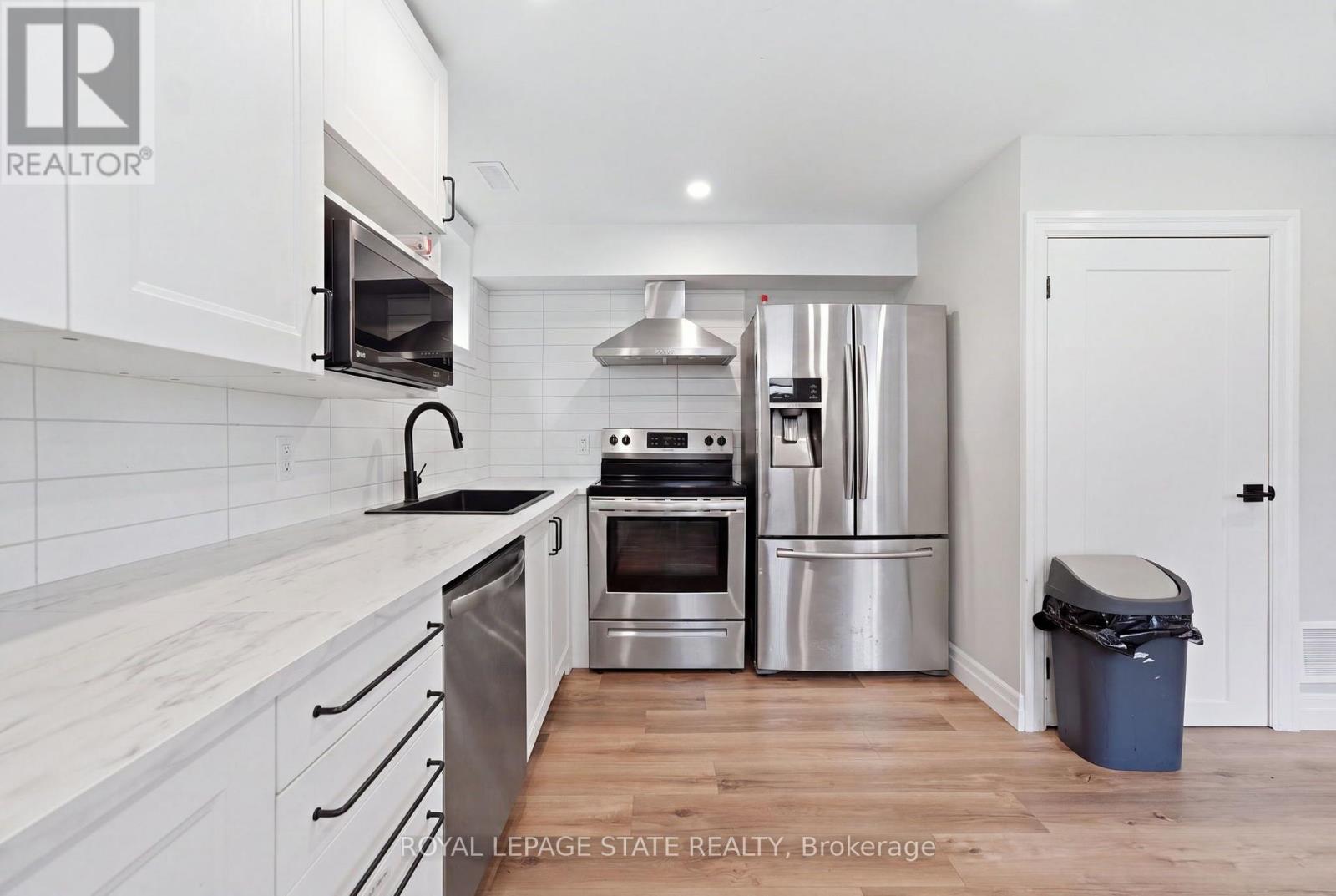3144 HOMESTEAD DRIVE - 32
