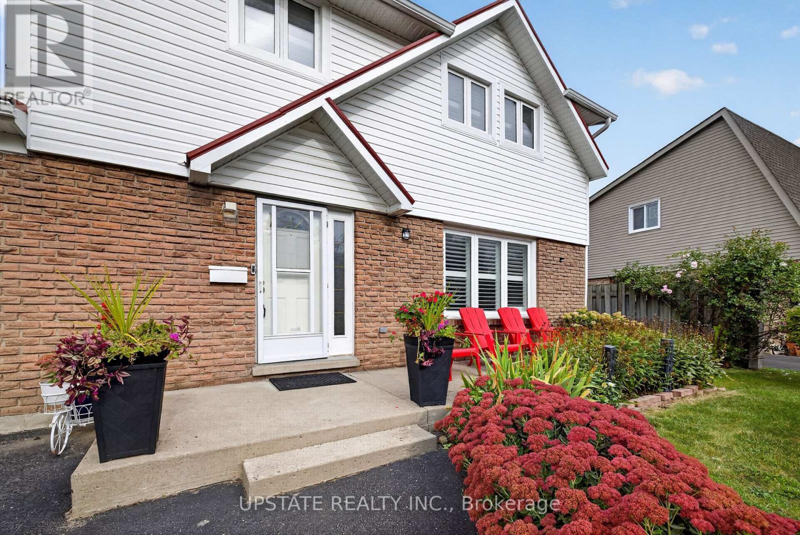 221 CEDARWOODS CRESCENT - 3