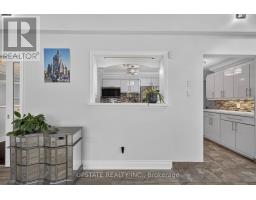 221 Cedarwoods Crescent, Kitchener, ON N2C2K1 Photo 14