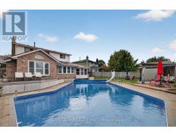 221 Cedarwoods Crescent, Kitchener, ON N2C2K1 Photo 34