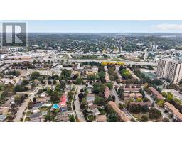 221 Cedarwoods Crescent, Kitchener, ON N2C2K1 Photo 42