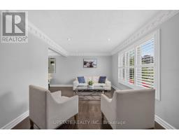 Sunroom - 221 Cedarwoods Crescent, Kitchener, ON N2C2K1 Photo 7