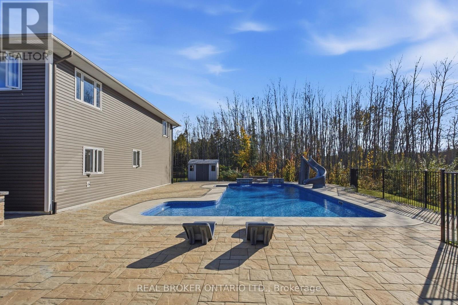 5381 Desmarais Road, Greater Sudbury, ON photo 3