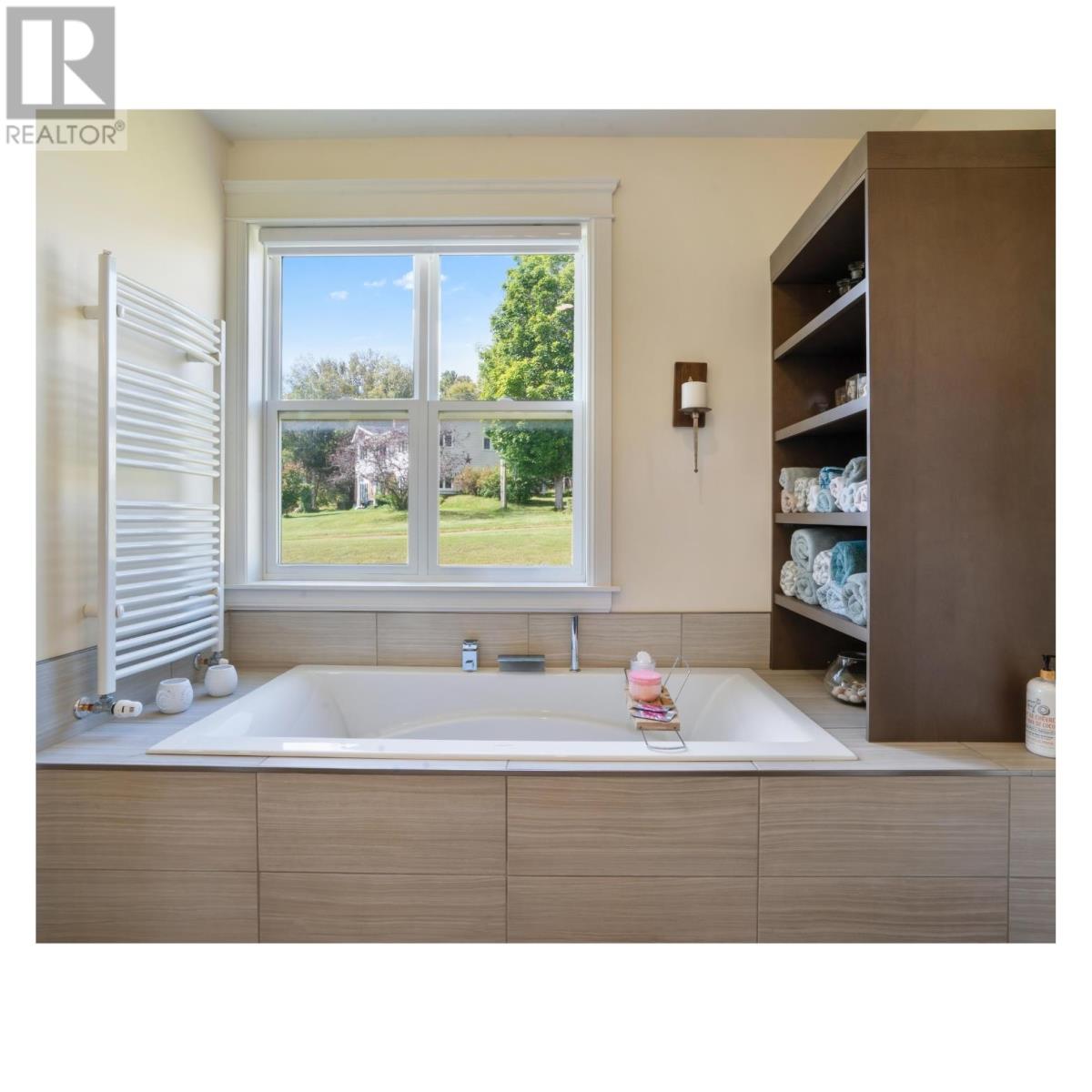 23 Paget Crescent - Image 31