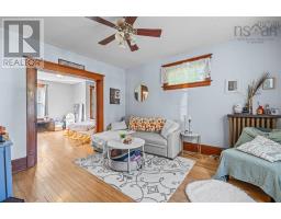 217-219 Albert Street, New Glasgow, NS B2H3V6 Photo 6