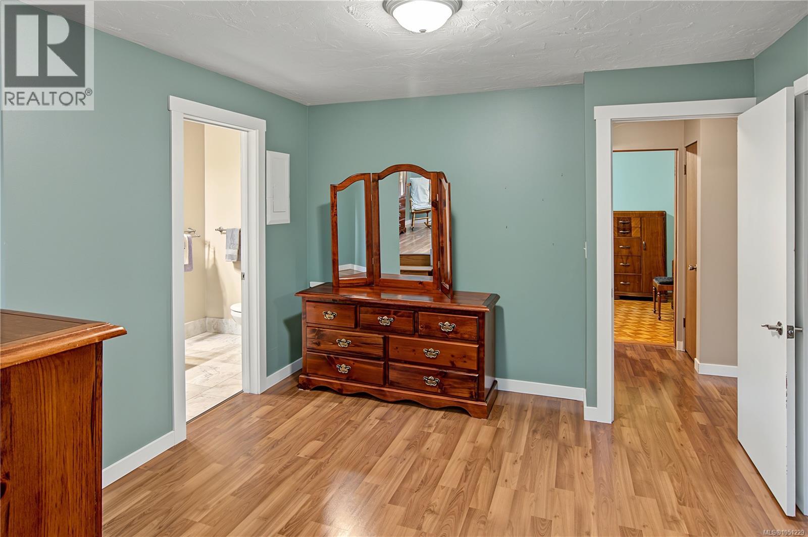 3505 Harris Cres - Image 36