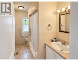 1057 Ellis Street, Windsor, ON N8X2J2 Photo 9