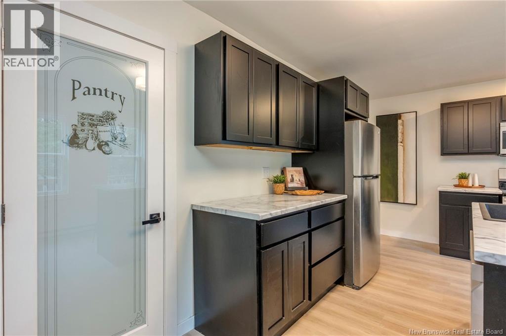 7 River Road - Image 8
