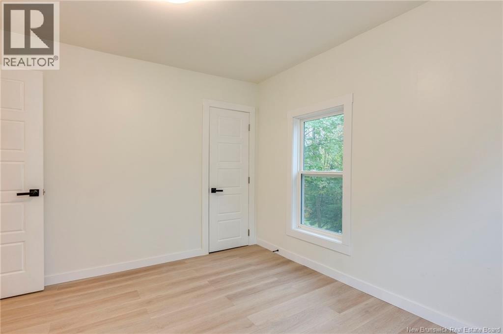 7 River Road - Image 29