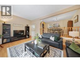 Foyer - 4 Patrice Court, Dundas, ON L9H5P5 Photo 11