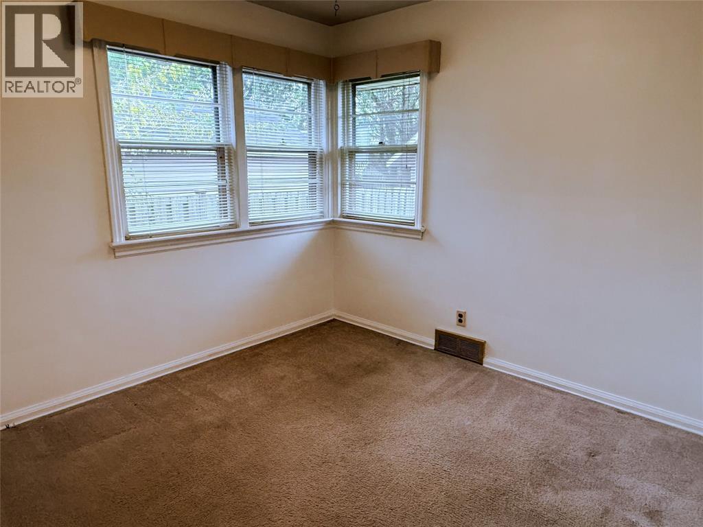 3168 CHURCH - 11